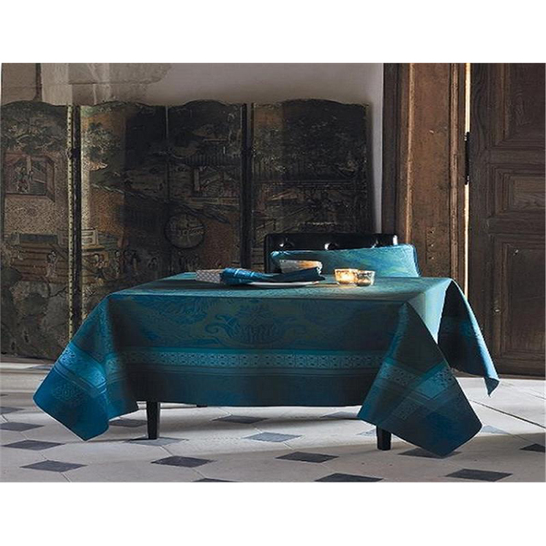 emerald green tablecloth